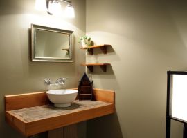 Bayview Suite Accommodation - Washroom with Rustic Lodge Decor