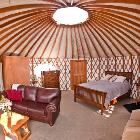 Yurt of the Setting Sun, interior, Y1